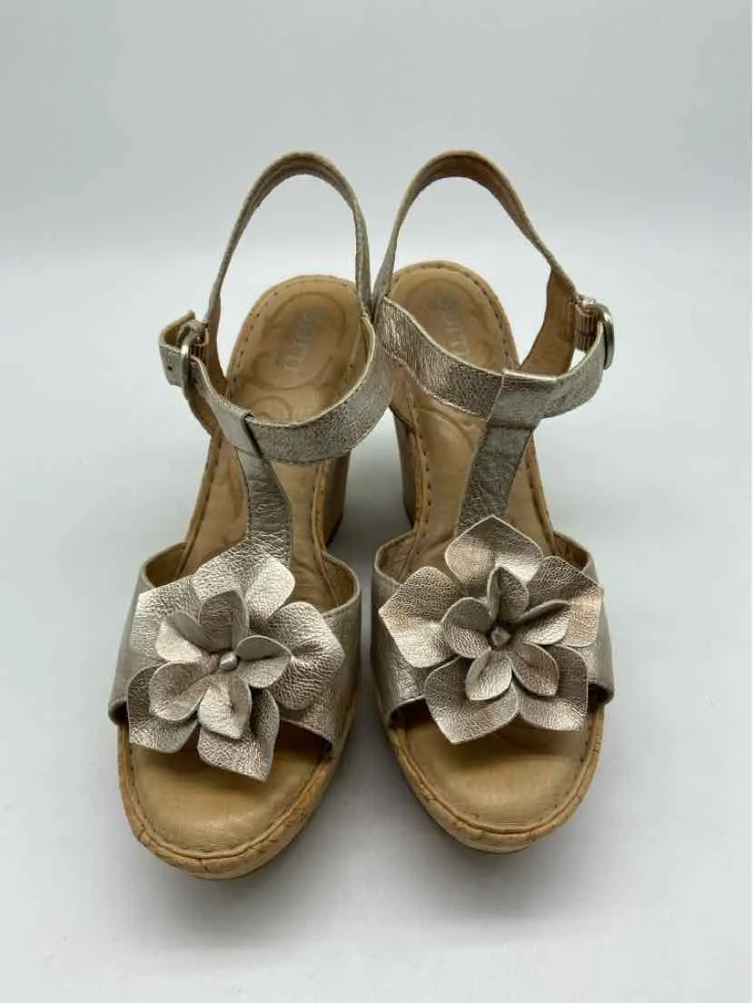 Pre-Owned Born Gold Size 8 Wedge Heels